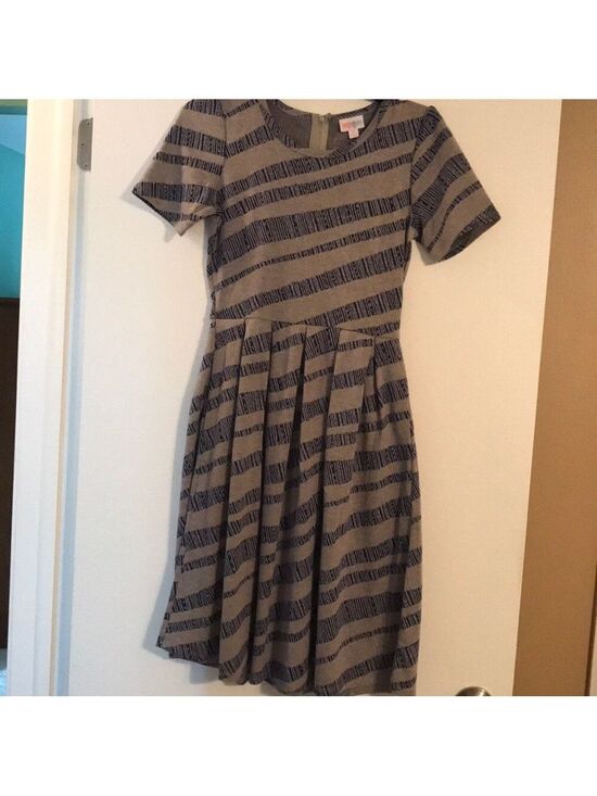 LuLaRoe Dresses & Skirts - Lularoe Grey and Blue Striped Amelia